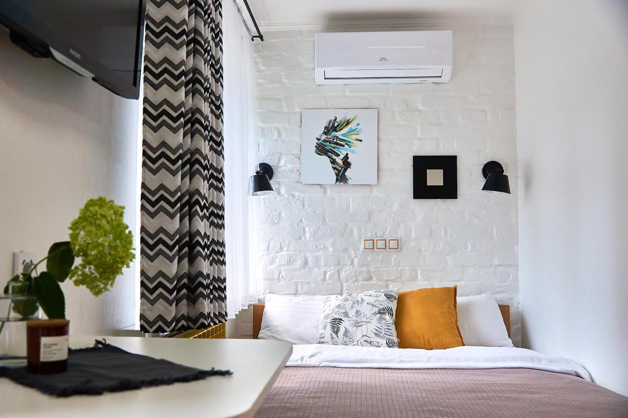 Яскраві Апартаменти √ Wi-Fi √ Кава √ 2Хв П.Олександрія Bila Tserkva Exterior foto