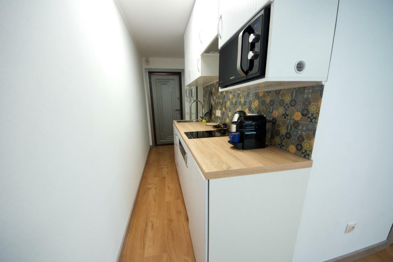Яскраві Апартаменти √ Wi-Fi √ Кава √ 2Хв П.Олександрія Bila Tserkva Exterior foto